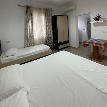 Guest House Lionel Durrës Kültér fotó