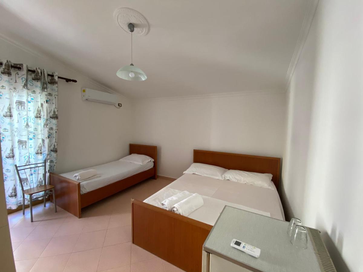 Guest House Lionel Durrës Kültér fotó