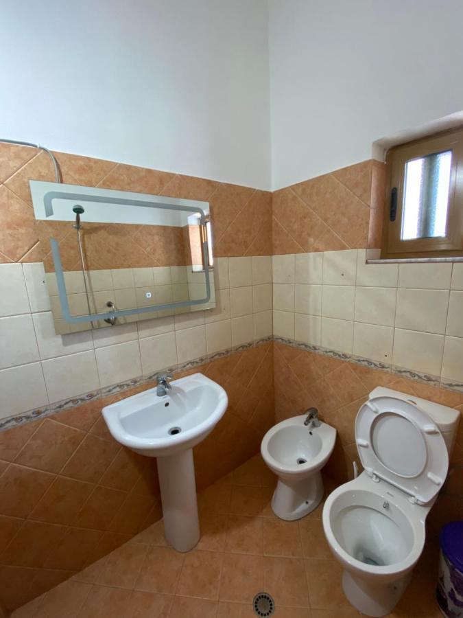Guest House Lionel Durrës Kültér fotó