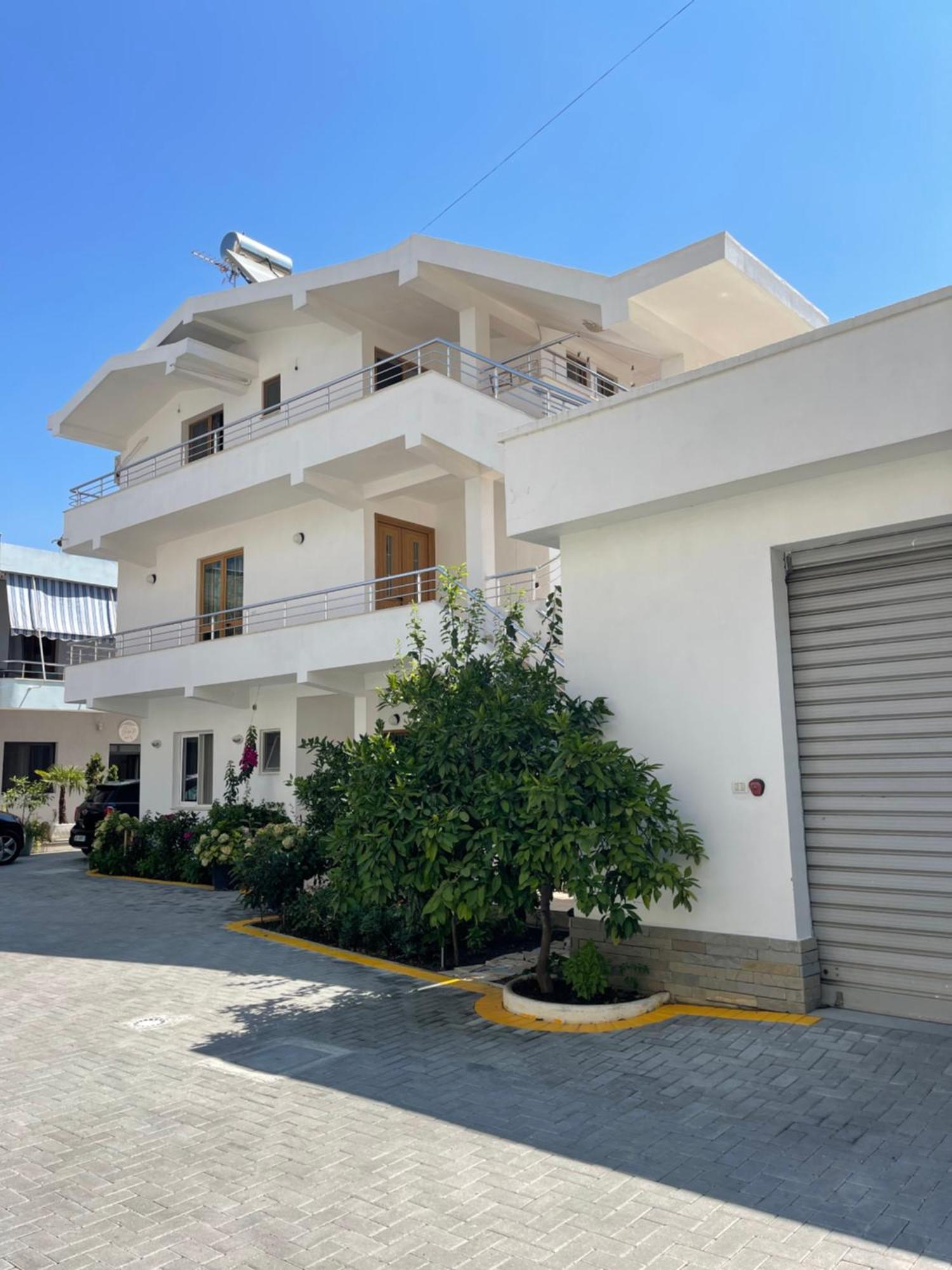 Guest House Lionel Durrës Kültér fotó